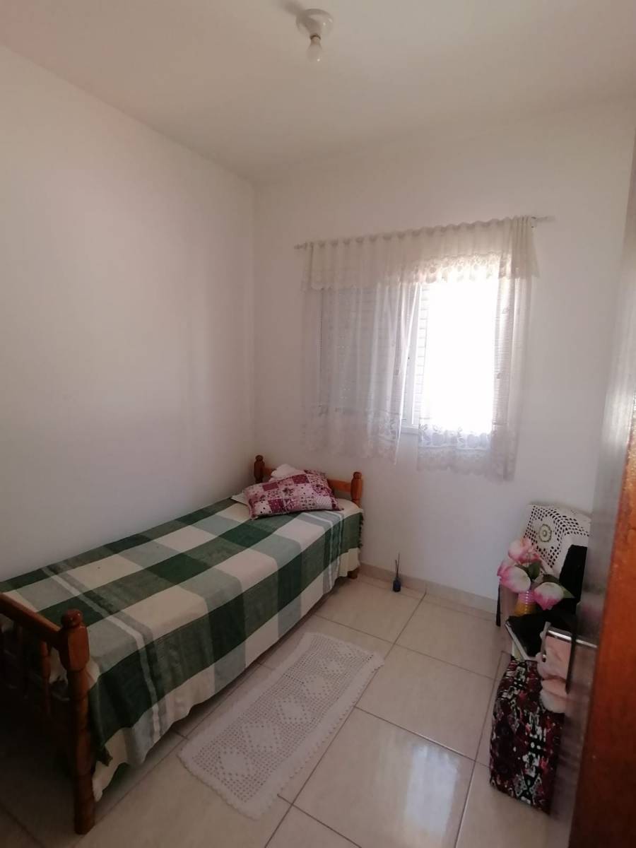 Casa à venda com 2 quartos, 50m² - Foto 13