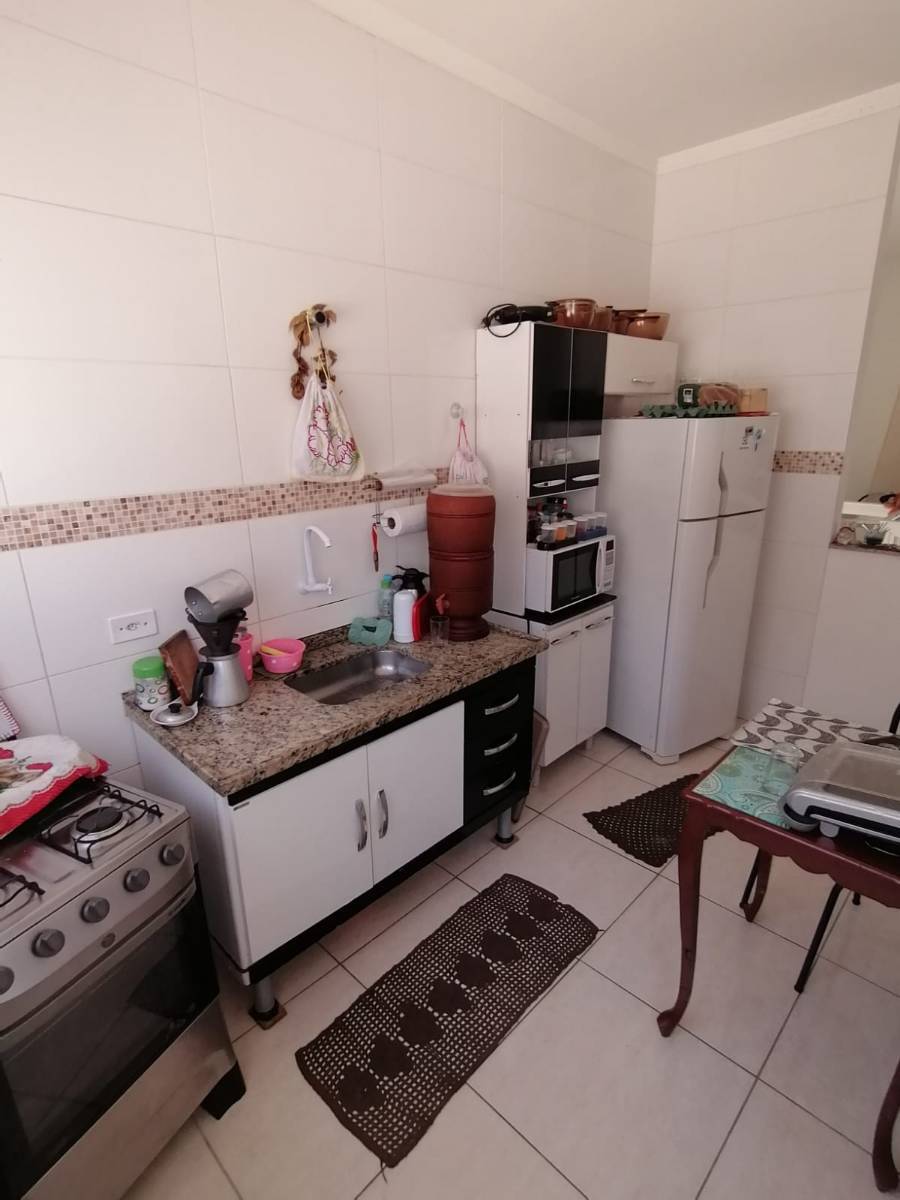 Casa à venda com 2 quartos, 50m² - Foto 8
