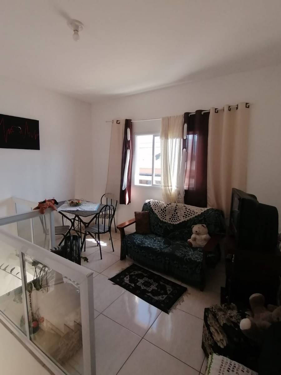 Casa à venda com 2 quartos, 50m² - Foto 6