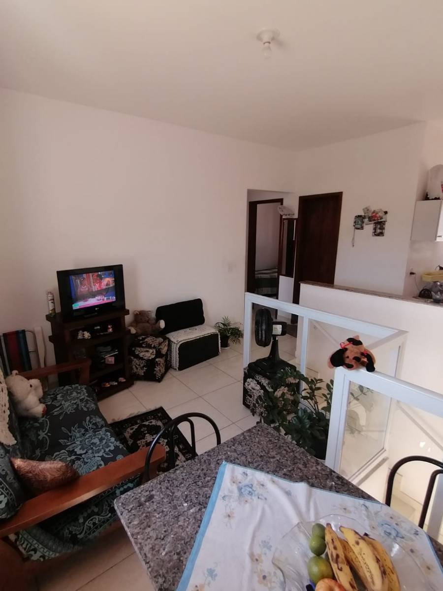 Casa à venda com 2 quartos, 50m² - Foto 5