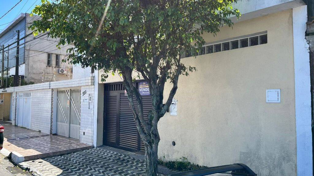 Casa, 5 quartos, 258 m² - Foto 2