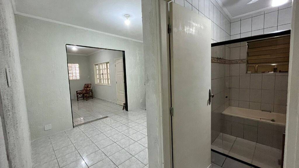 Casa, 5 quartos, 258 m² - Foto 6