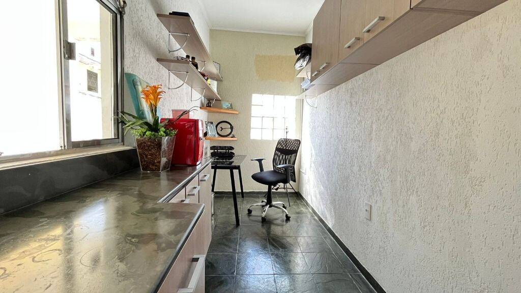 Casa, 5 quartos, 258 m² - Foto 24