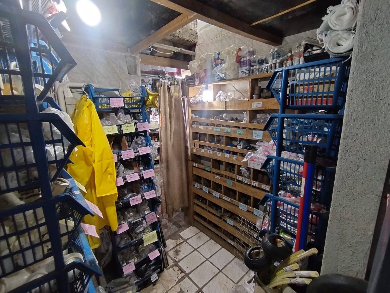 Loja-Salão à venda, 165m² - Foto 1