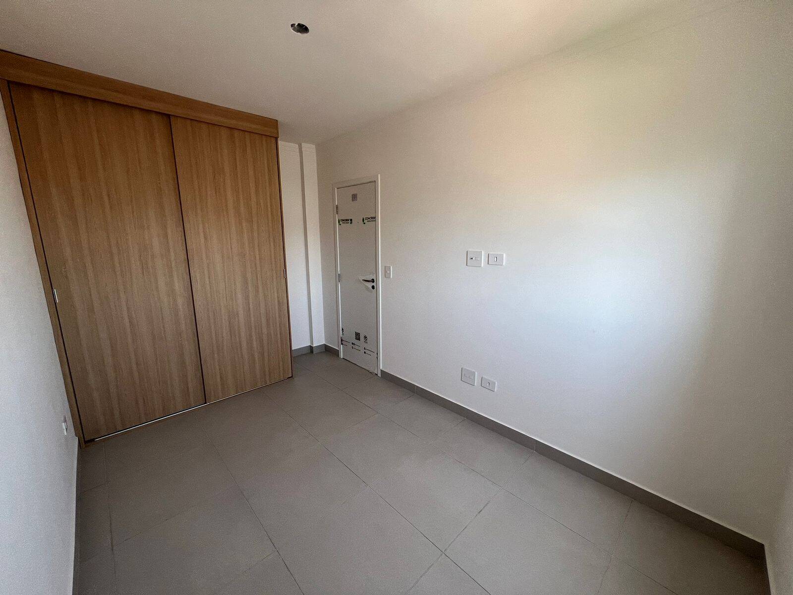 Apartamento à venda com 1 quarto, 43m² - Foto 30