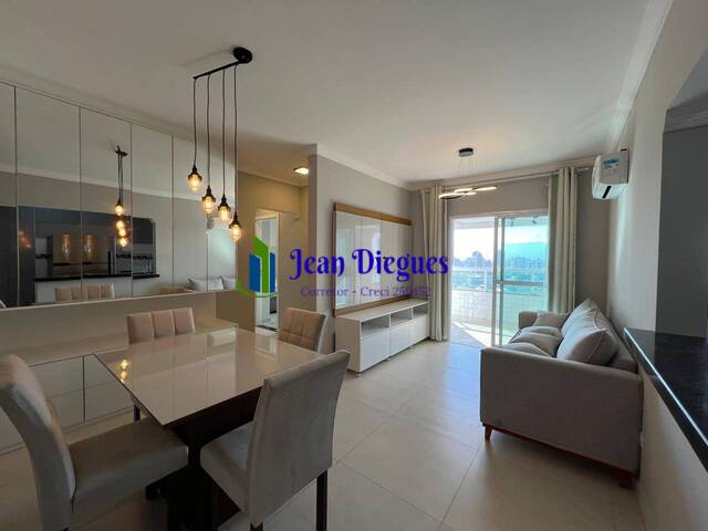 #209 - Apartamento para Venda em Praia Grande - SP