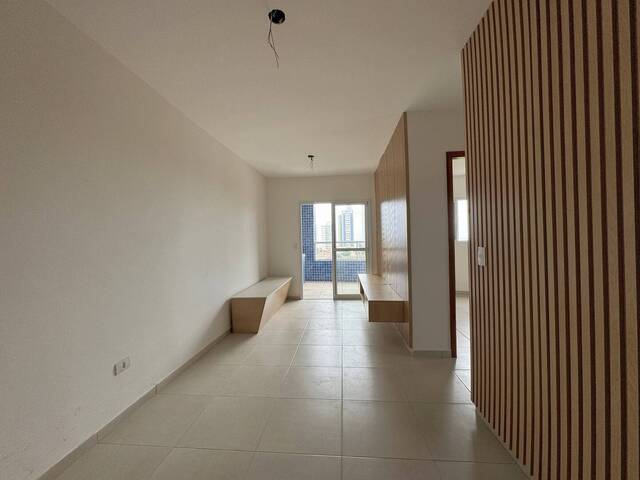 Apartamento para Venda em Praia Grande - 5