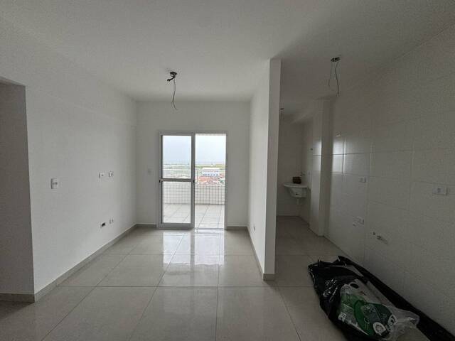 Apartamento para Venda em Praia Grande - 4