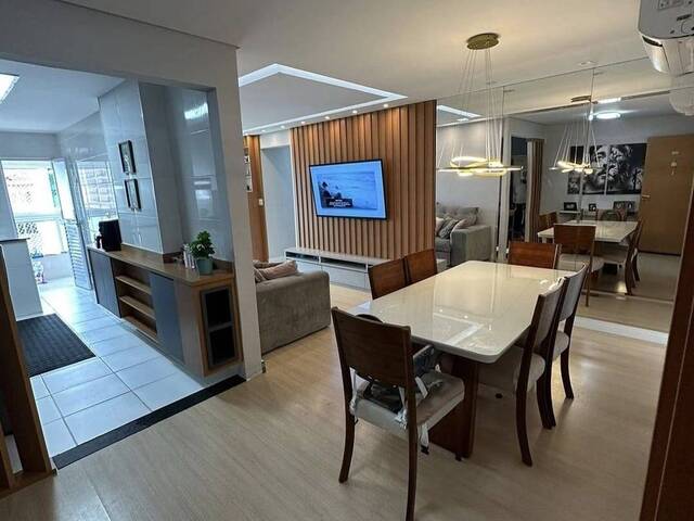 Apartamento para Venda em Praia Grande - 2