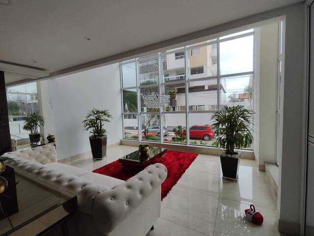 Apartamento para Venda em Praia Grande - 2