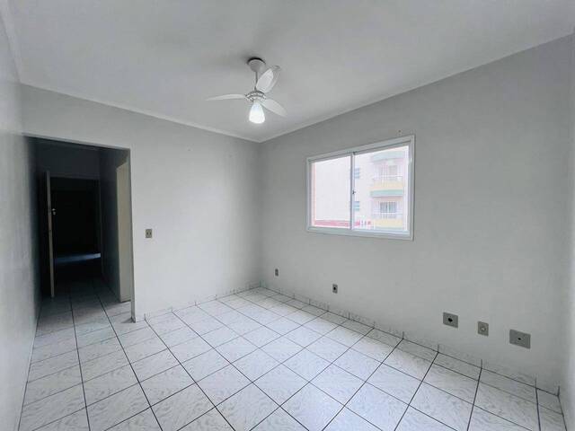 Apartamento para Venda em Praia Grande - 3