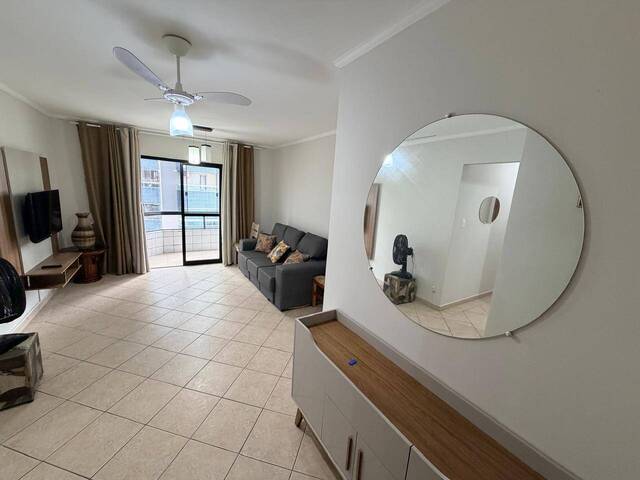 #617 - Apartamento para Venda em Praia Grande - SP